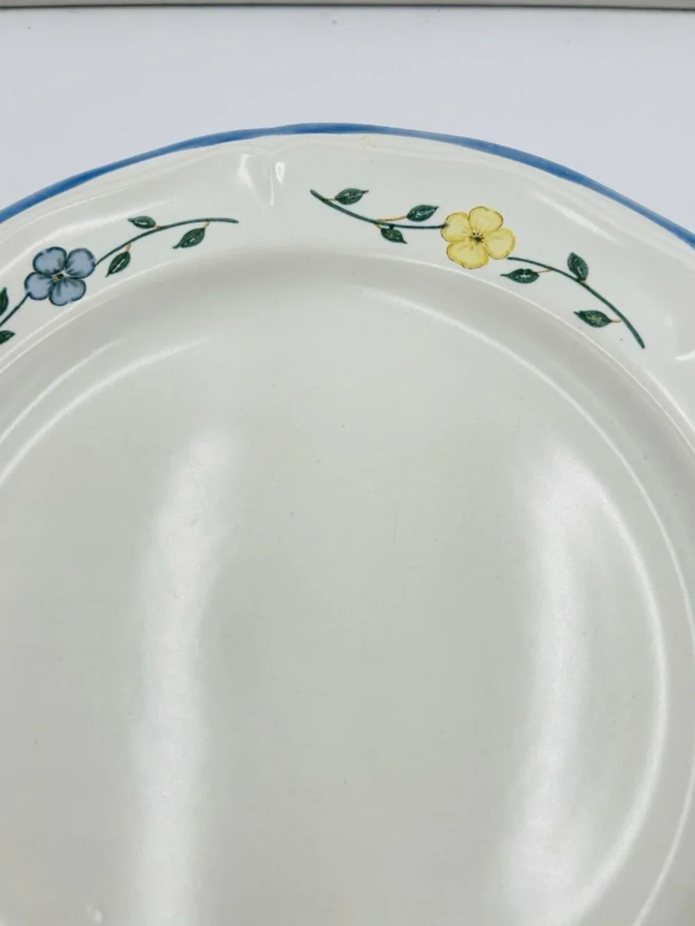 The Cellar Odette Round Serving Platter 12.25